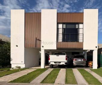 Venta de Exclusiva Residencia de Lujo en La Guácima - Hacienda Los Reyes. RAH 26-2257 Venta de Exclusiva Residencia de Lujo en La Guácima - Hacienda Los Reyes. RAH 26-2257