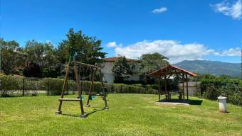  Venta de Lote en Hacienda Los Reyes, La Guácima. RAH 27-102 