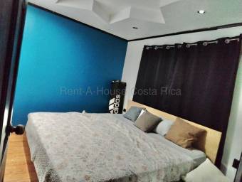 Venta de Hermosa Casa en El Guarco de Tobosí. 