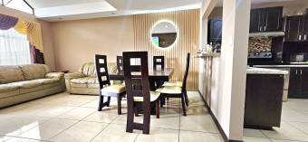 House for sale in Guadalupe, San José.