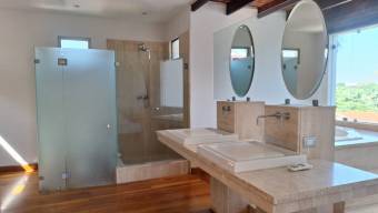 ¡PRECIO DE REMATE! Casa en Residencial Manantiales