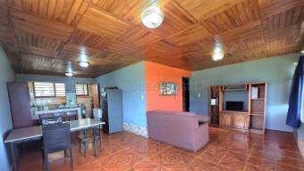 Venta Casa de 3 habitaciones con amplio terreno en San Juan de Naranjo, Alajuela #27-58 GS Venta Casa de 3 habitaciones con amplio terreno en San Juan de Naranjo, Alajuela #27-58 GS