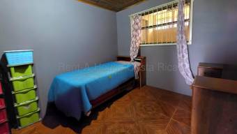 Venta Casa de 3 habitaciones con amplio terreno en San Juan de Naranjo, Alajuela #27-58 GS Venta Casa de 3 habitaciones con amplio terreno en San Juan de Naranjo, Alajuela #27-58 GS