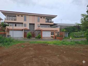 Venta de Lote en Guadalupe-Mata de Plátano. RAH 27-117