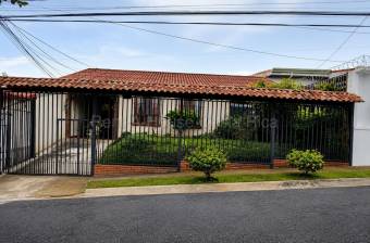 Venta de Casa en Moravia-San Vicente. RAH 27-116