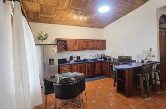 Venta Apartamento amueblado de 2 habitaciones con vista al río y la montaña #27-96 GS Venta Apartamento amueblado de 2 habitaciones con vista al río y la montaña #27-96 GS