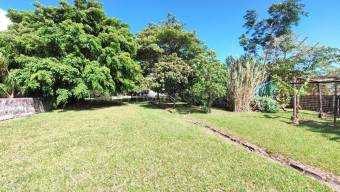 Venta de Propiedad en Santa Ana. RAH 27-112 INVERSIÓN
