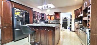 House for sale in Desamparados, San José. Code CV5444