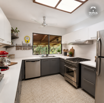 Luxury Single-Level Home for Sale in Los Laureles, Escazú Fully Renovated & Move-In Ready Luxury Single-Level Home for Sale in Los Laureles, Escazú Fully Renovated & Move-In Ready