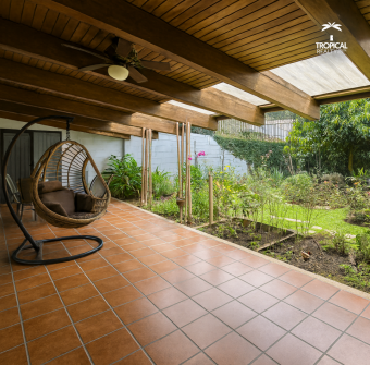 Luxury Single-Level Home for Sale in Los Laureles, Escazú Fully Renovated & Move-In Ready Luxury Single-Level Home for Sale in Los Laureles, Escazú Fully Renovated & Move-In Ready
