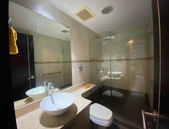 Alquiler de apartamento amueblado con vista al lago #27-50 GS