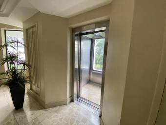 Se vende apartamento en San Rafael Escazú 26-145 Se vende apartamento en San Rafael Escazú 26-145