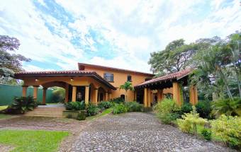 Se vende quinta de lujo con lote de más de 5300m2 en Atenas Alajuela 24-963 Se vende quinta de lujo con lote de más de 5300m2 en Atenas Alajuela 24-963