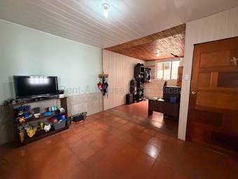 Venta  Propiedad de uso mixto con alto potencial comercial en Desamparados #26-1802 GS