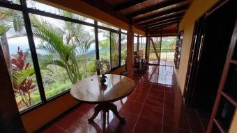 Venta de Casa con Amplio Terreno en Puriscal-Santiago, San José.