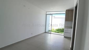 Alquiler de Hermosa Casa en Río Oro de Santa Ana. RAH 27-65