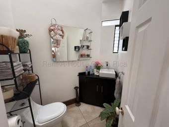Venta de Casa en Residencial Altos de Omega-La Unión, San Diego. RAH 27-85