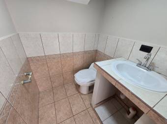 VENTA DE CASA EN URBANIZACIÓN PORTAL DEL VALLE, SAN FRANCISCO, HEREDIA VENTA DE CASA EN URBANIZACIÓN PORTAL DEL VALLE, SAN FRANCISCO, HEREDIA