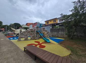 VENTA DE CASA EN URBANIZACIÓN PORTAL DEL VALLE, SAN FRANCISCO, HEREDIA VENTA DE CASA EN URBANIZACIÓN PORTAL DEL VALLE, SAN FRANCISCO, HEREDIA