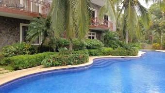 Venta de Apartamento AMUEBLADO en Garabito-Jaco. RAH 26-317