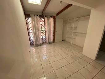 Venta de Casa en Zapote-San José. RAH 24-1596