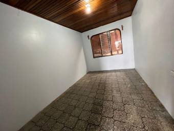 Venta de Confortable Casa en Atenas / Mls. 26-694 OFC JB Venta de Confortable Casa en Atenas / Mls. 26-694 OFC JB