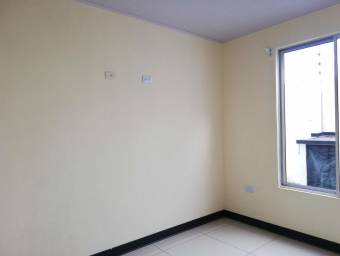 Venta  Propiedad con 2 apartamentos independientes en Alajuelita #23-1070 GS