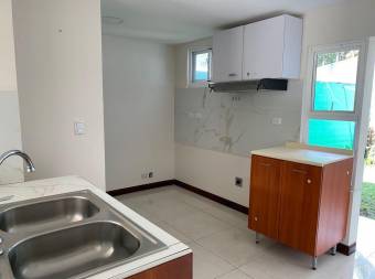Alquiler  Apartamento de 2 habitaciones en Río Oro de Santa Ana #27-156 GS