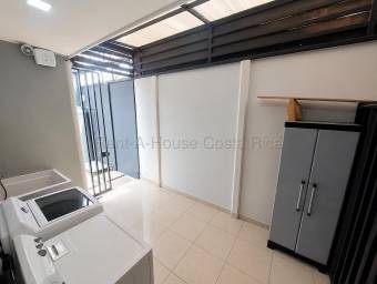 Se vende casa en Brasil Santa Ana 26-2264