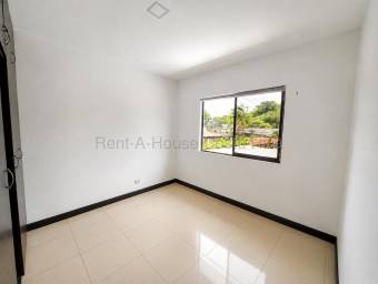 Se vende casa en Brasil Santa Ana 26-2264