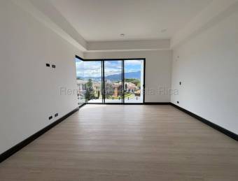 Moderna Casa en Venta en Ulloa, Heredia 
