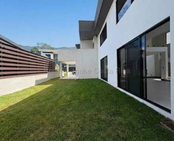 Venta de Casa en Ulloa-Heredia. RAH 26-1451