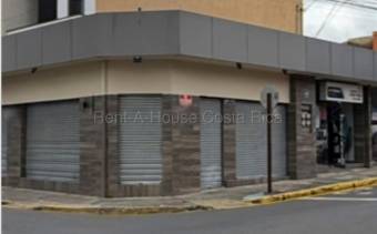 Alquiler de Local Comercial Esquinero en el Centro de Heredia. RAH 27-170