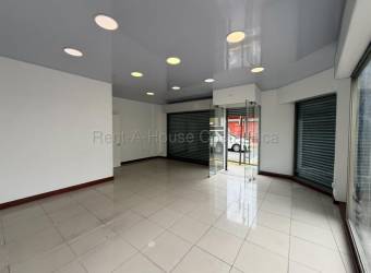 Alquiler de Local Comercial Esquinero en el Centro de Heredia. RAH 27-170
