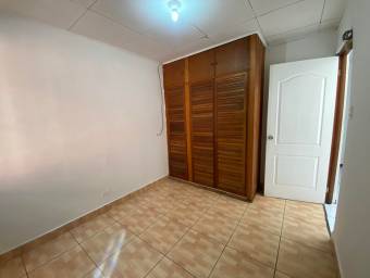 Venta casa en condominio familiar, céntrica y segura #24-1596 GS