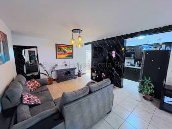 Venta casa renovada con oficina, cuarzo y portón eléctrico #26-1747 GS