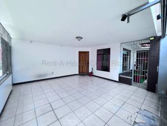 Venta casa renovada con oficina, cuarzo y portón eléctrico #26-1747 GS
