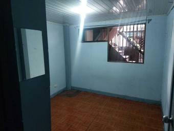 Venta propiedad de 2 niveles con medidores independientes #26-818 GS