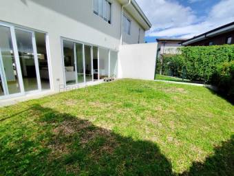 Venta/ Alquiler casa en Condominio Francosta Heredia