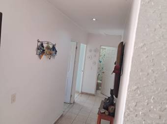 Single-story house for sale in the Monte Ayarco residential area, Curridabat.