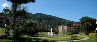 Se alquila apartamento en Santa Ana San José 27-174
