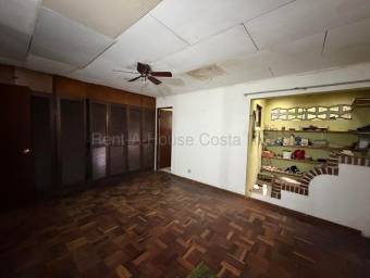 Venta de Casa en Desamparados, San José. RAH 27-193 Uso de Suelo Mixto