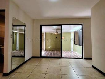 Alquiler de Casa en Flores-San Joaquin. RAH 27-151