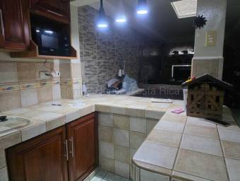 Venta de Casa  APTO en Cartago-San Nicolás. RAH 27-107