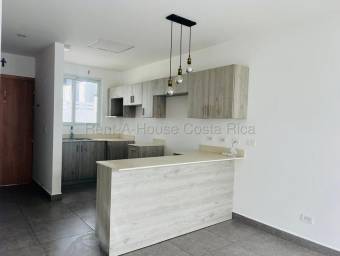 Se vende casa en Ulloa Heredia 27-190