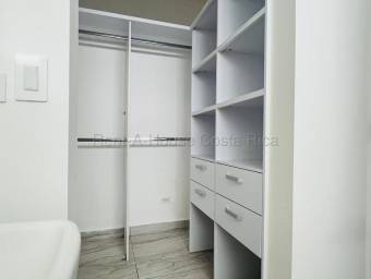 Se vende casa en Ulloa Heredia 27-190