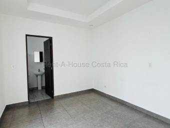 Se vende casa en Ulloa Heredia 27-190