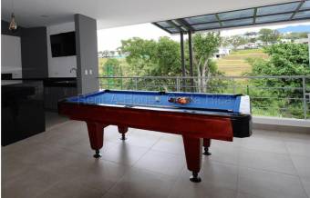 Se vende casa en Ulloa Heredia 27-190