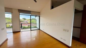 Venta  Casa de 3 habitaciones con hermosa vista en Piedades de Santa Ana #27-132 GS