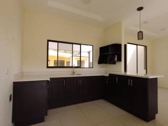Venta de Casa en San Rafael de Heredia. RAH 26-159 Venta de Casa en San Rafael de Heredia. RAH 26-159